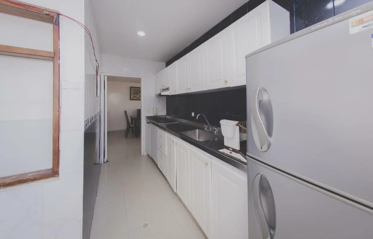 אפרטהוטל Cartagena Edificio Atlantis 0*,  קולומביה